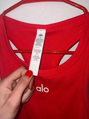Alo Yoga Tank thumbnail 3