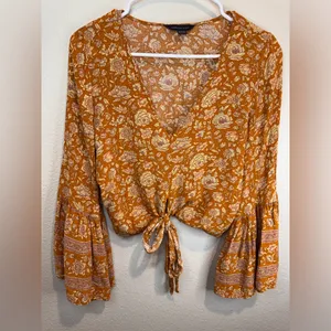 American Eagle‎ Viscose Floral V-Neck Cropped Hem Bell Sleeves Boho Top Size XS thumbnail 3