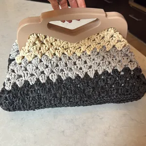 NWOT BTB Los Angeles Nadia crochet clutch bag thumbnail 7