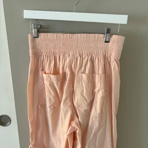 Aerie High Waisted Wide Leg Cargo Pants in Light Pink Size Women’s XS Regular thumbnail 2