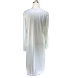 Vanity Fair | Medium | VINTAGE Embroidered Satin Button Robe Lingerie Night Gown thumbnail 3