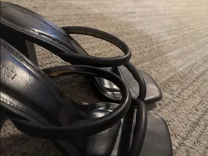 Forever 21 Black Strappy Square-Toe Slide Heels thumbnail 5