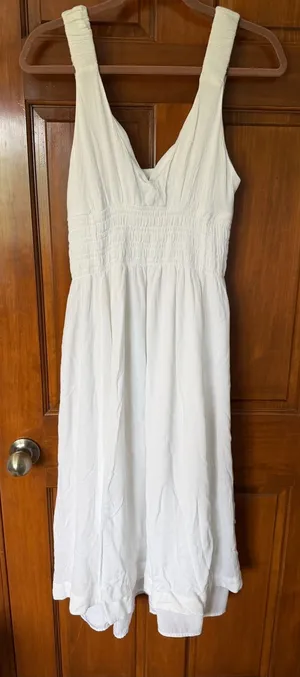 Abercrombie & Fitch white v-neck linen dress thumbnail 1