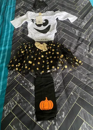 Halloween outfit thumbnail 1