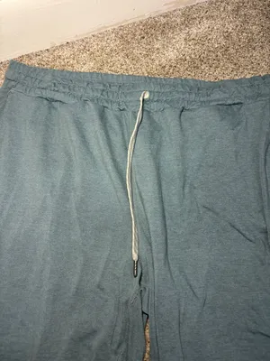 Vuori Performance Jogger Women Dreamknit Sweatpants Lake Color M/L thumbnail 8