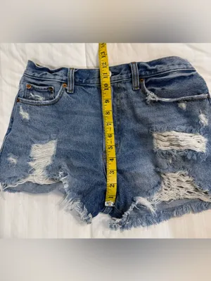 Abercrombie & Fitch Annie High Rise Distressed Shorts Size 29/8 thumbnail 5