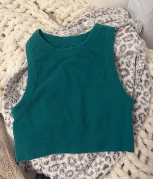 Aerie Tank thumbnail 1