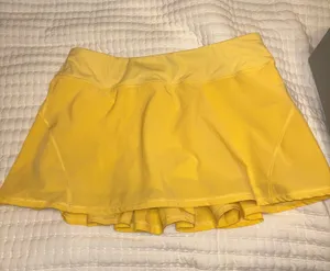 Skirt Yellow Size M thumbnail 1