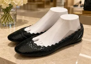 Chloé Lauren Scalloped Ballet Flats Deep Teal Patent Leather‎ EU 40 US 9.5 thumbnail 1