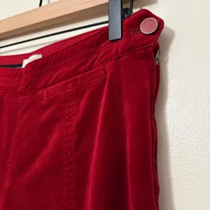 Anthropologie The Essential Slim Velvet Pants Red Side Zip Trousers Size 4‎ thumbnail 3
