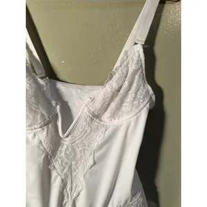 Women's Size Medium Lace Tummy Control Shapewear Bodysuit White Deep V-Neck Low thumbnail 6