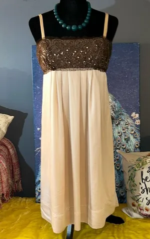 BCBGMAXAZRIA Size 10 Silk Cocktail Dress thumbnail 1