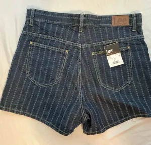 NWT Lee Shorts Mid Rise Indigo Rush Size 10 Striped Denim Shorts thumbnail 2