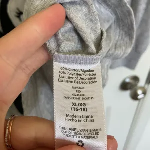 Women’s holiday themed penguin long‎ sleeve shirt — XL thumbnail 5
