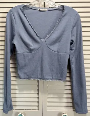 Active USA Blue Ribbed Long Sleeve Crop V Neck‎ Lace Trim Top Size Medium thumbnail 1