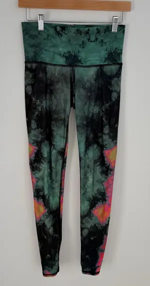 Teeki Tie Dye Feather Dreamcatcher Yoga Leggings Pants Small thumbnail 1