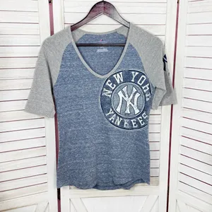 Majestic Official MLB New York‎ Yankees V Neck Slub Tee Shirt Blue Grey Medium thumbnail 7