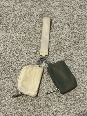 Lululemon Keychain green  thumbnail 2