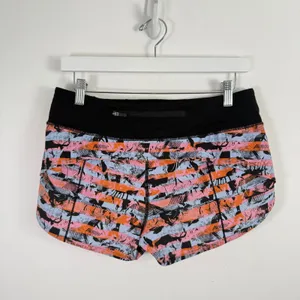 Lululemon Speed Up Shorts 2.5" Inversion Multi Black Abstract Athletic Womens 6 thumbnail 3