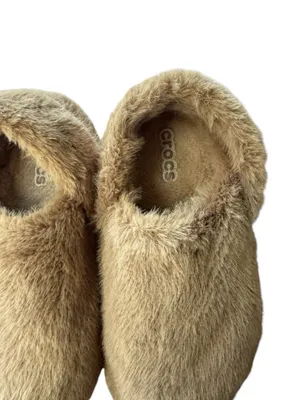 Crocs Classic Unfurgettable Clog in milk chocolate Brown Faux Fur Size 9 Womens thumbnail 5