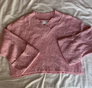 Sweater thumbnail 1