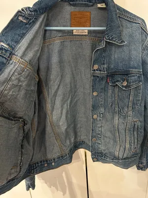 Levi's light blue denim jacket with brown leather patch thumbnail 5