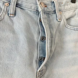 Madewell Denim The Momjean Short 28 Blue Fitzgerald Wash High Rise Button Fly thumbnail 8
