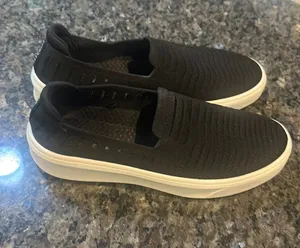 Skechers Memory Foam Shoes thumbnail 1