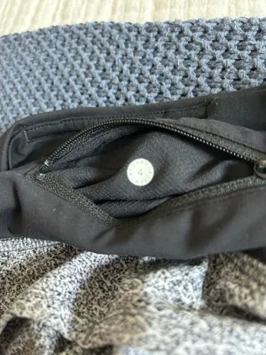 Lululemon Speed Up Shorts 2.5" Low-Rise  thumbnail 3