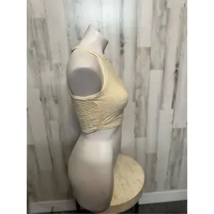 Hollister tan crop top thumbnail 3