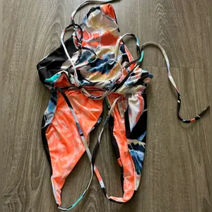 Maaji Evening Ambiance‎ Reversible Safari Plunge Neck One-Piece Swimsuit- New thumbnail 8