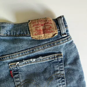 Levi's VINTAGE Cut-off Jean Shorts thumbnail 2