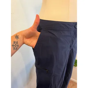 L.L. Bean Blue Low Rise Capri Cropped Wide Relaxed Fit Hiking Pants Size 8 thumbnail 10