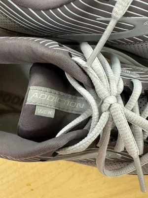 Resale Title: Brooks Women’s Addiction Walker Suede Shark/Alloy Grey Size 10.5 thumbnail 5