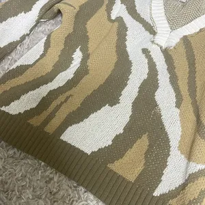 Pol distressed animal print green tan white large bulky sweater thumbnail 5