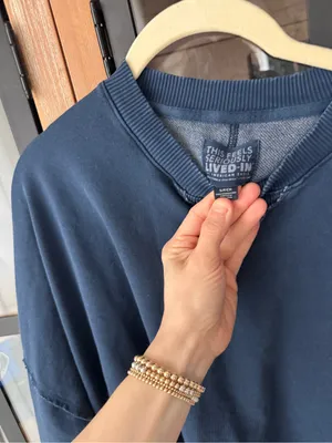American Eagle Seriously Lived-In Oversized Crewneck Sweatshirt Navy ribbed thumbnail 3