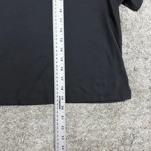 Lululemon Ultralight Waist Length Tee Women's 6 Black thumbnail 4