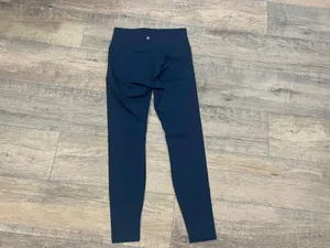 Lululemon NWOT navy wunder under leggings 28” thumbnail 4