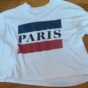 Paris tee thumbnail 1