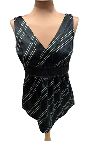 New York &‎ Co Plaid Sleeveless Babydoll Top Black Green Holiday Dark Academia 6 thumbnail 1