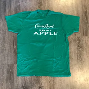 Crown Royal Regal Apple T-shirt thumbnail 1