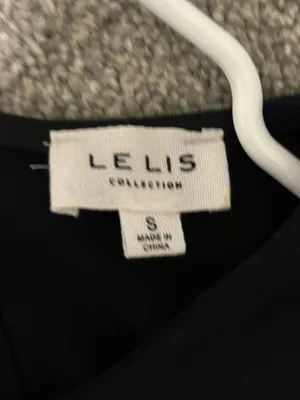 Le Lis Black Short-Sleeve Open Back Bodysuit thumbnail 3