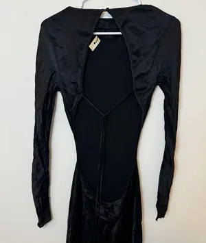 NEW Bec & Bridge Ren Long Sleeve Midi Dress in Black Size 6 Open Back Satin thumbnail 7