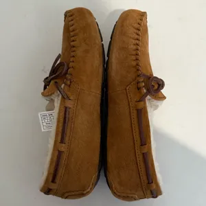 UGG Dakota Slipper Moccasin Chestnut Brown Suede Size 5 Shearling Lining NEW thumbnail 9