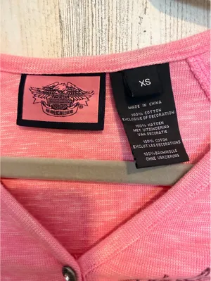 Harley-Davidson Women’s XS Pink Henley Long Sleeve Motorcycle Graphic Top thumbnail 4