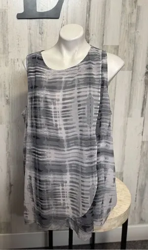 H by Halston blouse thumbnail 1