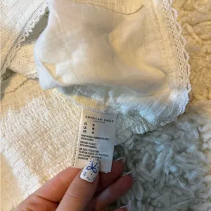 American Eagle Outfitters White Lace Top thumbnail 3