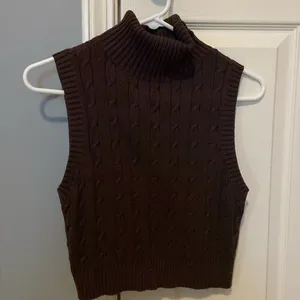 LA Hearts Cable Knit Sweater Vest thumbnail 2