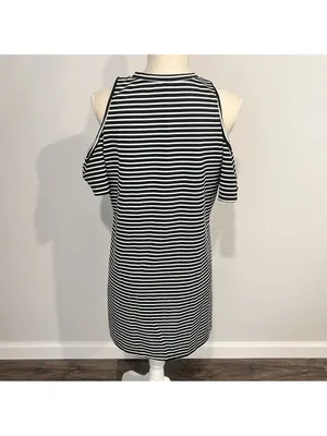 Want and Need Black White Stripe Cold Shoulder Dress Size Large SKU#C24319 thumbnail 4
