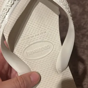 Havaianas unisex white rubber flip-flops thumbnail 4
